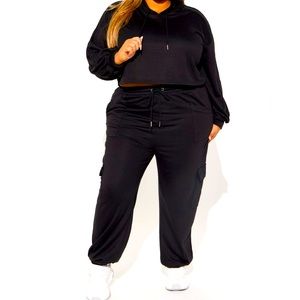 Comfy Cargo Jogger Set - Solid Black - Puff Sleeves- worn once- Size 1X